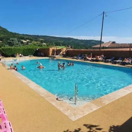 3 Etoiles - Piscine - Eeigaf * Darbres